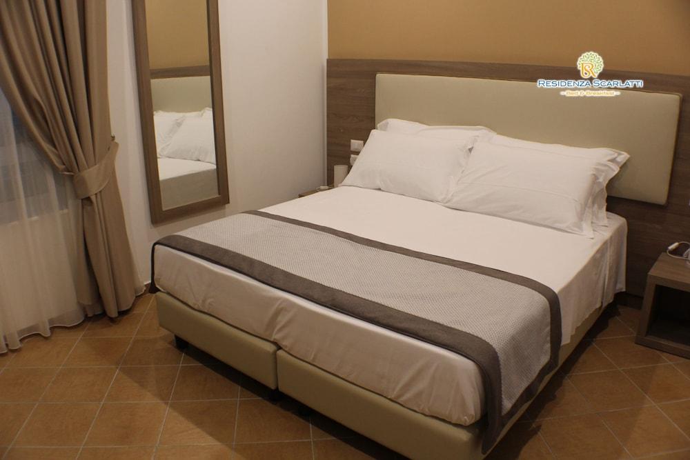 Hotiday Room Collection - Napoli Residenza Scarlatti Extérieur photo